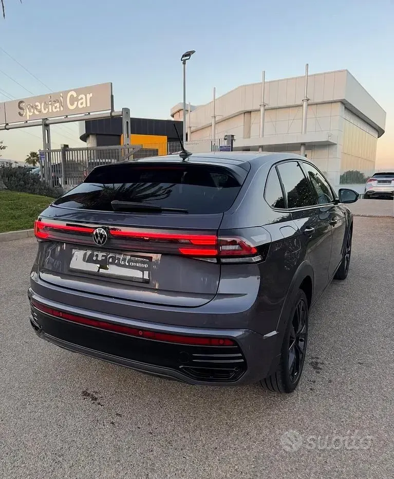 Usata VW Taigo R-line 150 CV (110 kW) 2023 SUV