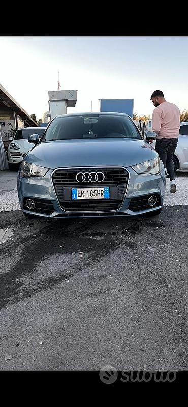 Usata Audi A1 Ambition 90 CV (66 kW) 2012 Blu/azzurro Utilitaria