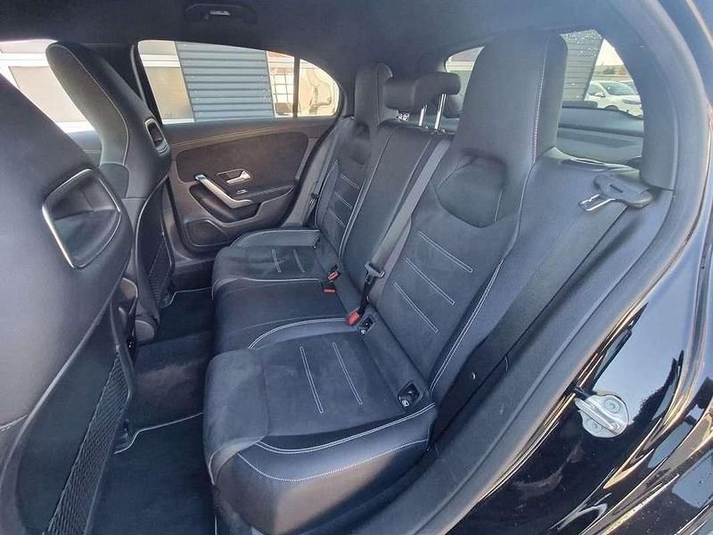 Usata Mercedes A180 Business 136 CV (100 kW) 2019 Nero Berlina