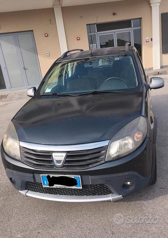 Usata Dacia Sandero Stepway 2010 Grigio Monovolume