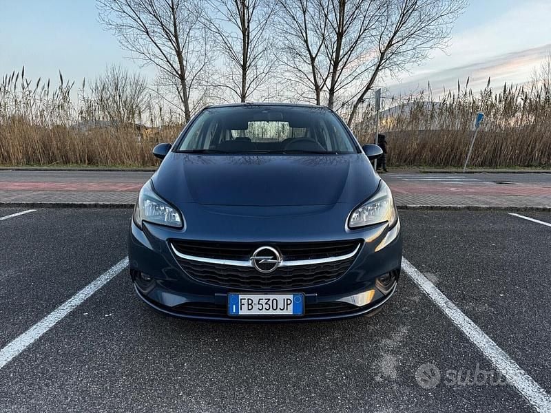Usata Opel Corsa 90 CV (66 kW) 2015 Blu Utilitaria