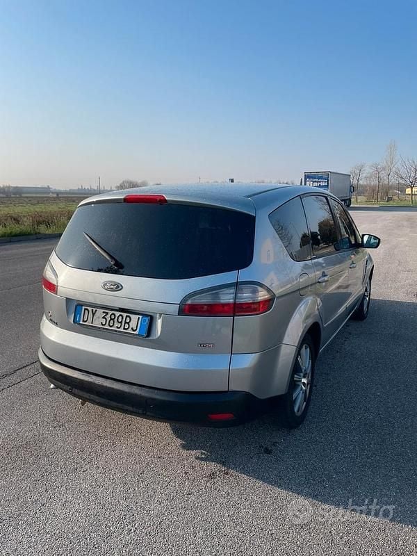Usata Ford S-MAX S 145 CV (106 kW) 2009 Grigio Monovolume