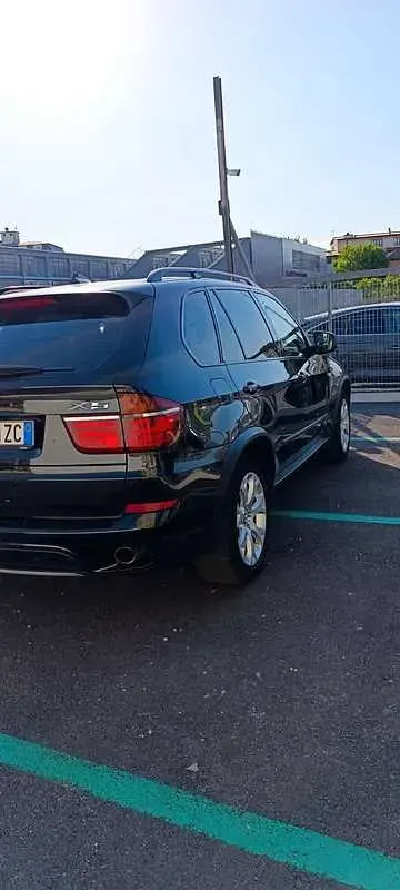 Usata BMW X5 245 CV (180 kW) 2011 Nero SUV