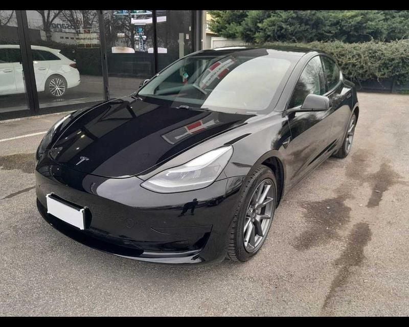 Usata Tesla Model 3 RWD 88 kW (120 CV) 2023 Nero Berlina