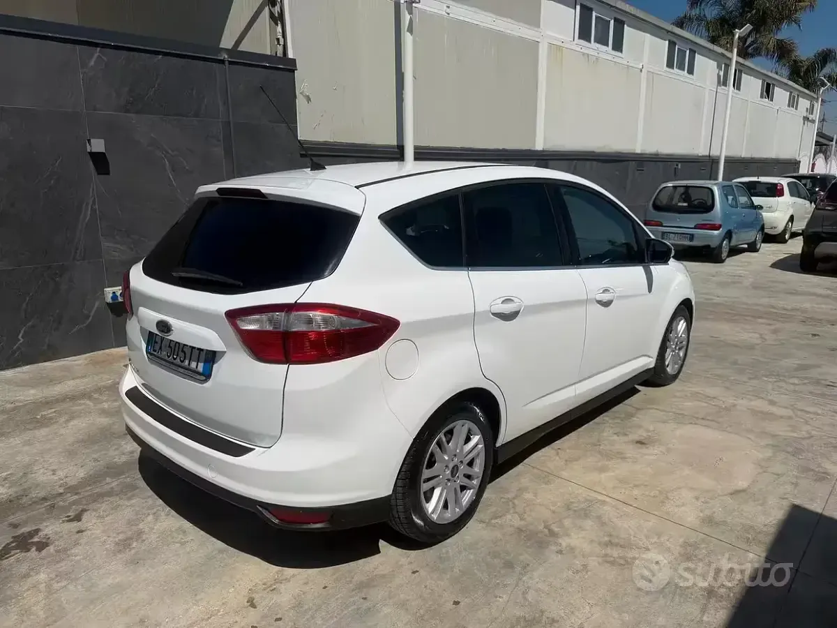 Usata Ford C-MAX Titanium 120 CV (88 kW) 2014 Bianco Monovolume