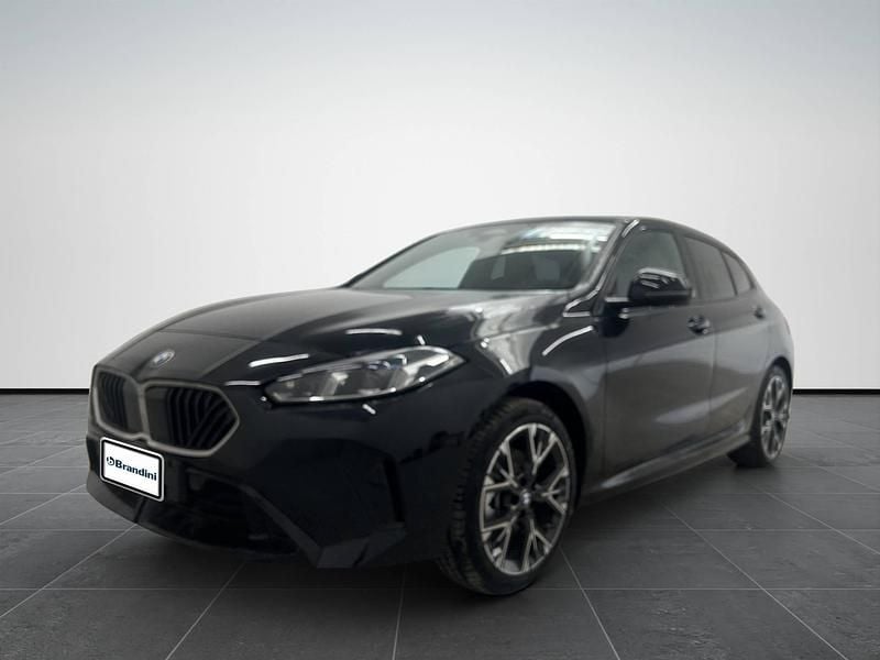 Nuova BMW 120 M Sport 150 CV (110 kW) 2026 Black sapphire metallizzato Utilitaria