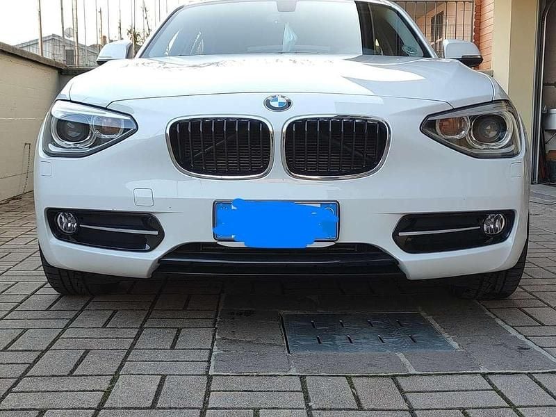 Usata BMW 118 Sport Line 143 CV (105 kW) 2014 Utilitaria