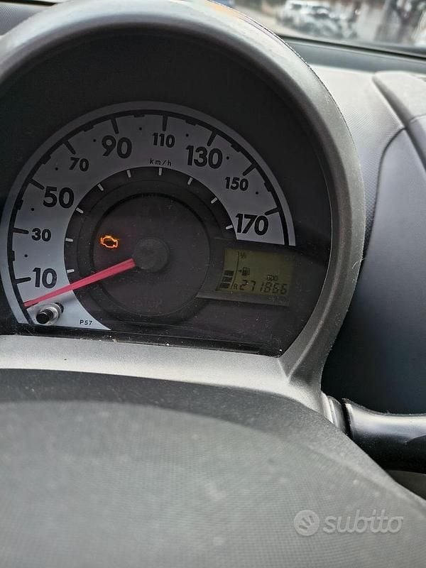 Usata Citroën C1 68 CV (50 kW) 2007 Nero Utilitaria