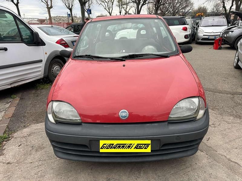 Usata Fiat 600 54 CV (39 kW) 2006 Rosso Utilitaria