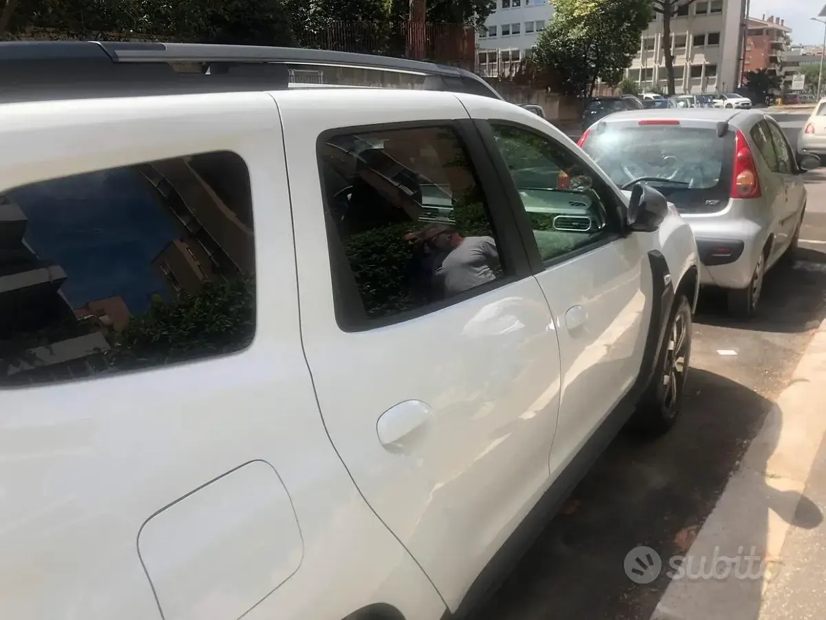 Usata Dacia Duster Journey 101 CV (74 kW) 2023 Bianco SUV