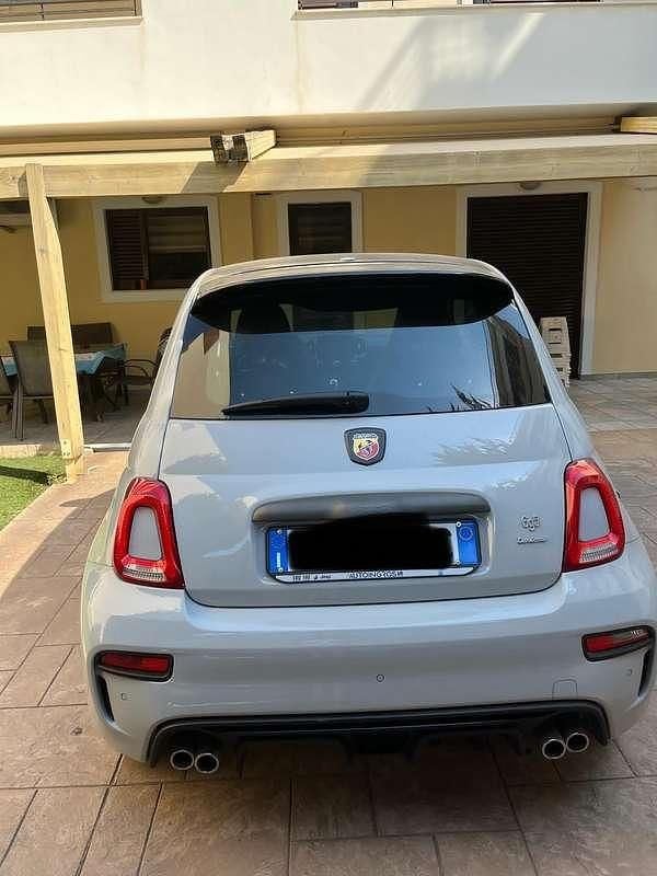 Usata Abarth 695 Turismo 179 CV (131 kW) 2023 Grigio Utilitaria