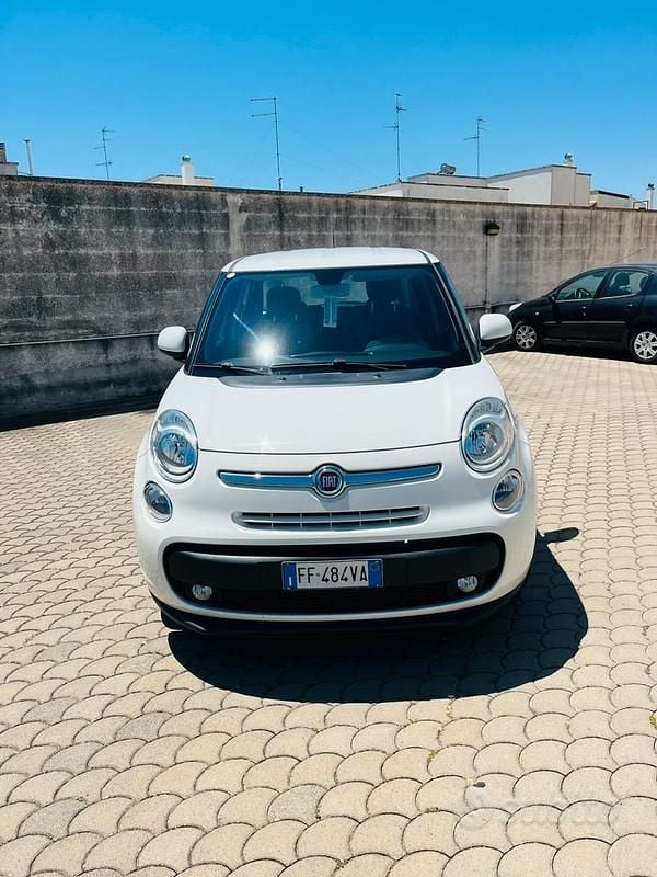 Bianco Usata 2016 Fiat 500L Pop Star Monovolume | 6600 € (Ottimo prezzo) - Immagine 1/4