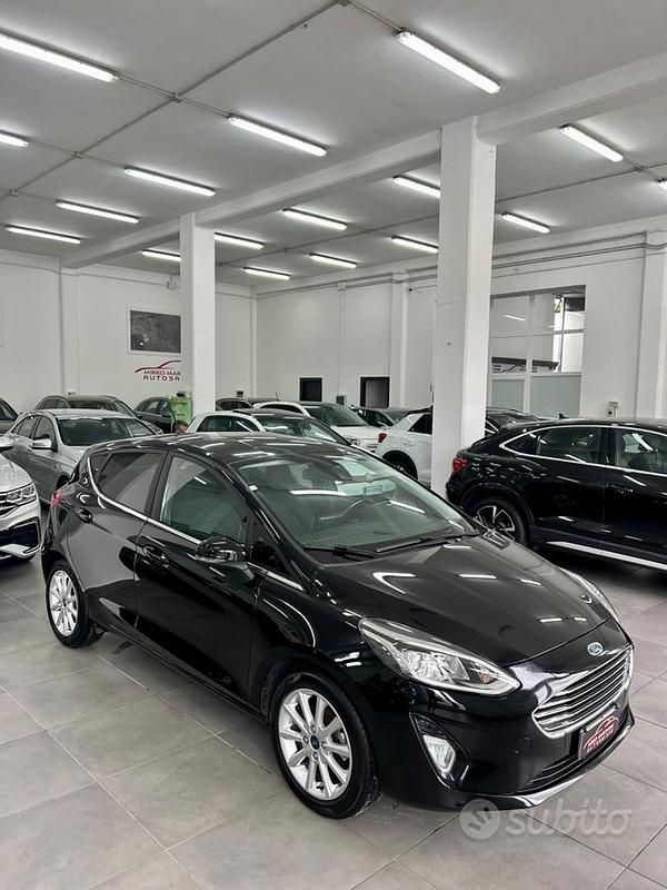 Usata Ford Fiesta Titanium 85 CV (62 kW) 2018 Nero Berlina