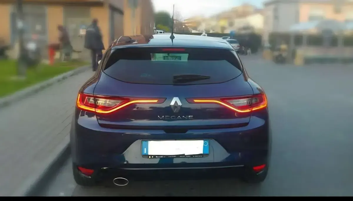 Usata Renault Mégane Intens 110 CV (80 kW) 2016 Berlina