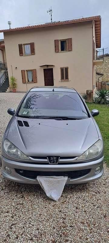 Usata Peugeot 206 68 CV (50 kW) 2003 Berlina