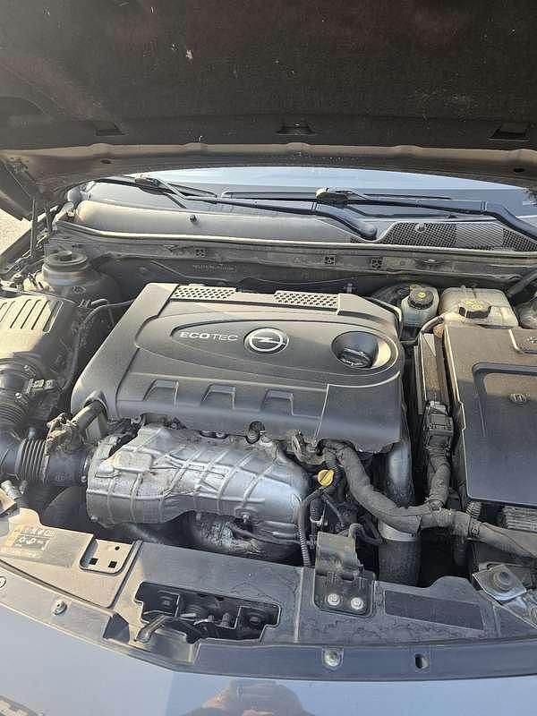 Usata Opel Insignia Sport 160 CV (117 kW) 2012 Berlina