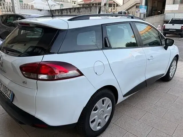 Usata Renault Clio 74 CV (54 kW) 2015 Bianco Station wagon
