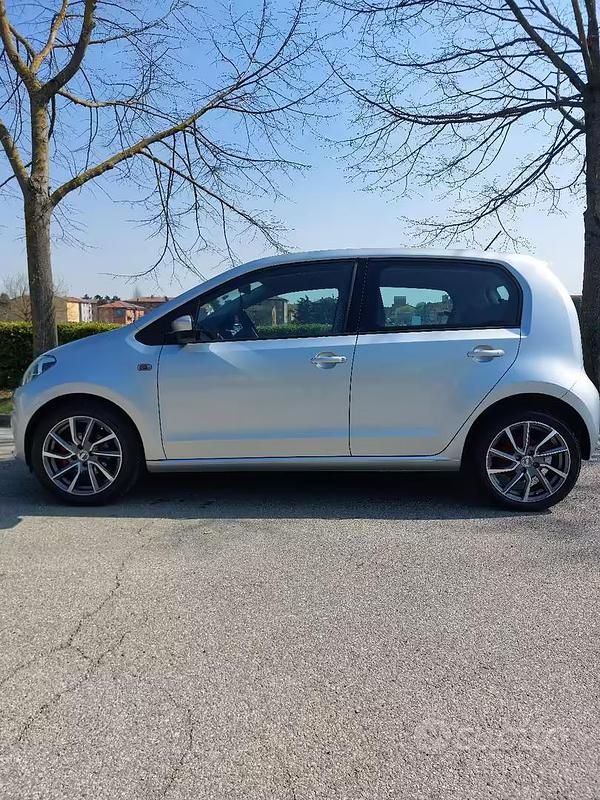 Usata VW up! 75 CV (55 kW) 2013 Grigio Utilitaria