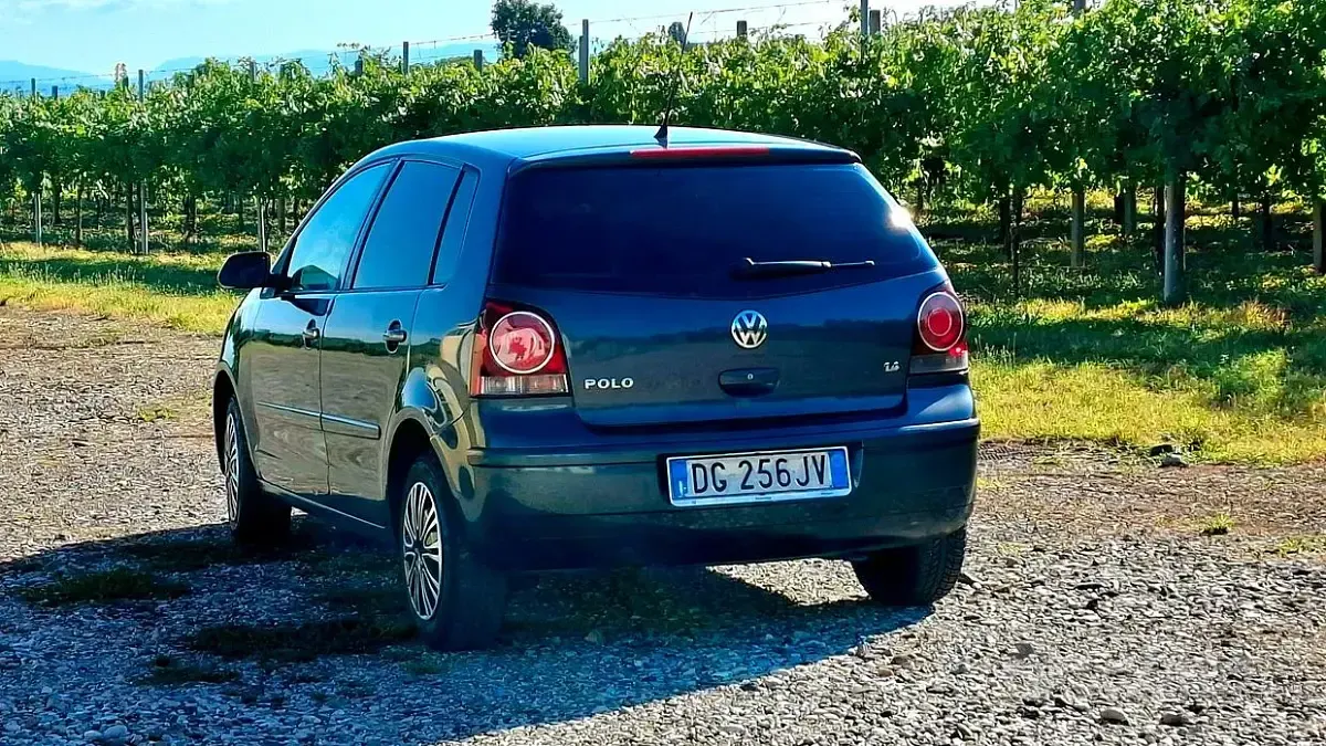 Usata VW Polo 80 CV (58 kW) 2007 Grigio Utilitaria