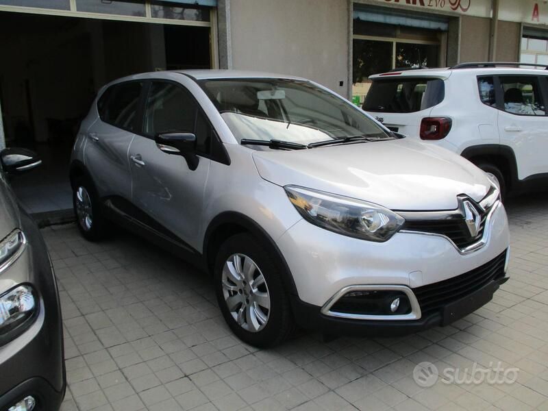 Usato 2016 Renault Captur 1.5 Diesel 90 CV (13.900 €)