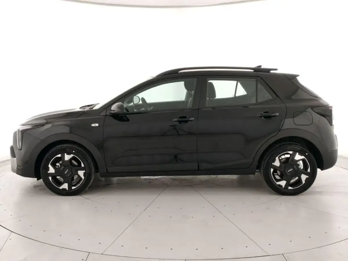 Nuova Kia Stonic Urban 100 CV (73 kW) 2026 Nero SUV