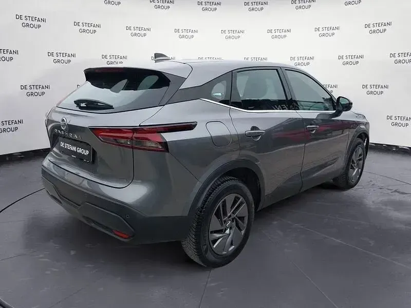 Usata Nissan Qashqai Acenta 140 CV (102 kW) 2021 Grigio SUV