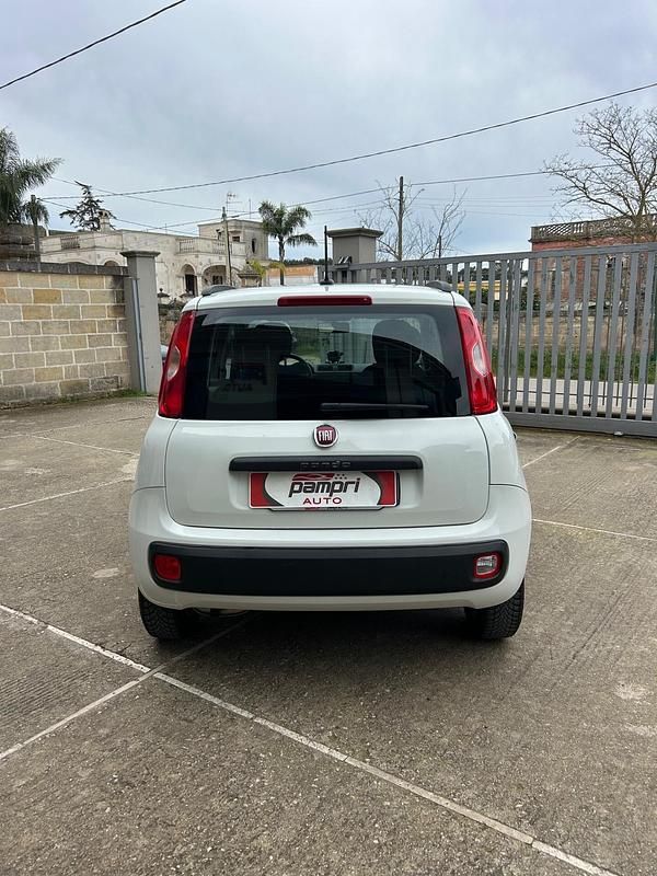 Usata Fiat Panda Lounge 69 CV (50 kW) 2020 Bianco Utilitaria