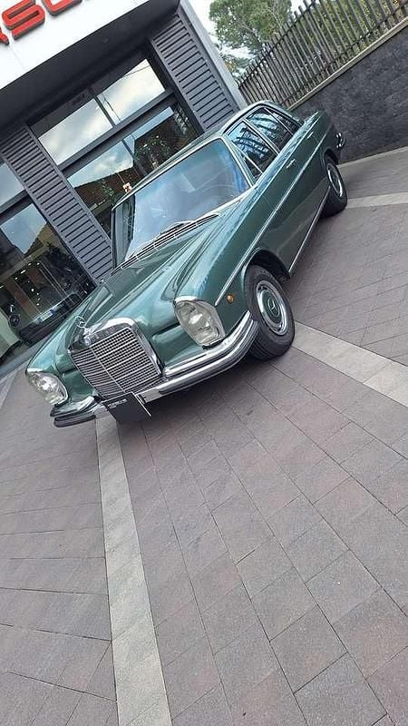 Usata Mercedes 280 SE 179 CV (131 kW) 1971 Vere scuro met Berlina