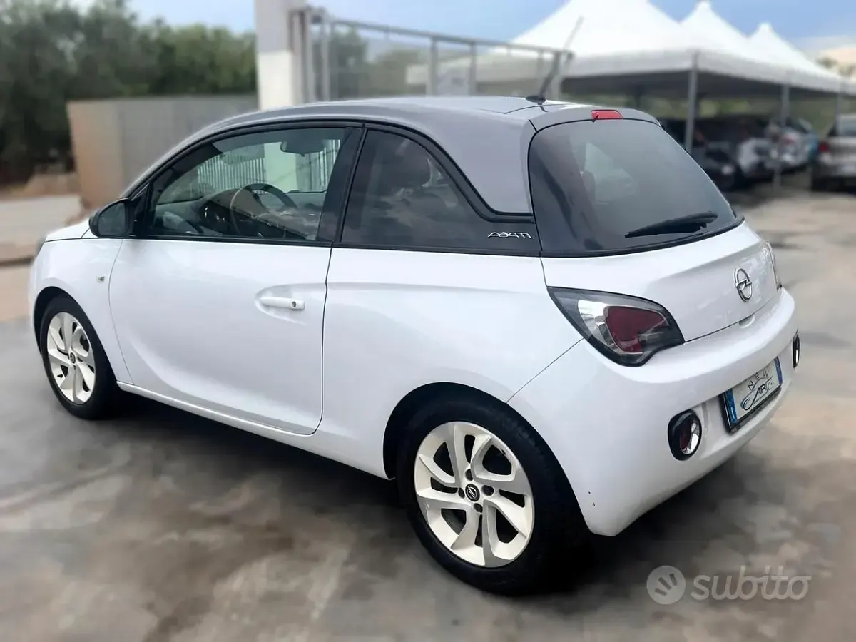 Usata Opel Adam Jam 87 CV (63 kW) 2016 Bianco Utilitaria