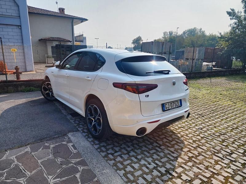 Usata 2022 Alfa Romeo Stelvio SUV | 40.000 € - Immagine 1/4