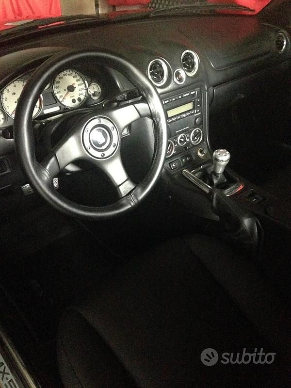 Usata Mazda MX5 110 CV (80 kW) 2003 Blu Cabrio