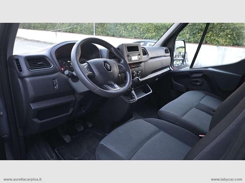 Usata Renault Master 135 CV (99 kW) 2023 Grigio Monovolume