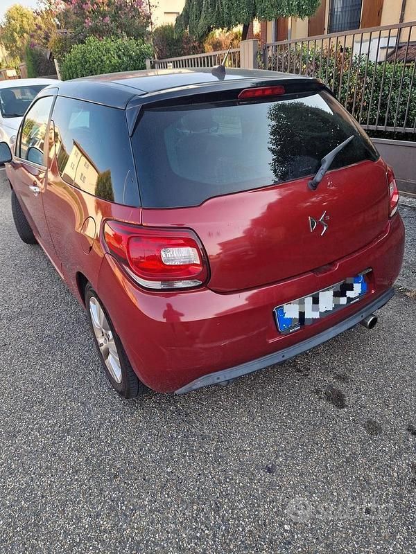 Usata 2010 Citroën DS3 Coupé | 4500 € (Buon prezzo) - Immagine 1/4