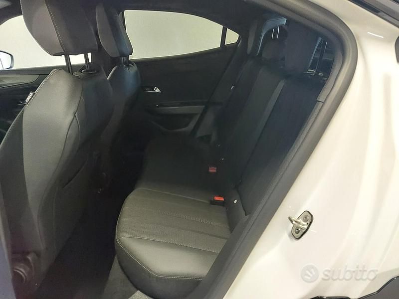 Usata Opel Mokka 131 CV (96 kW) 2025 Bianco SUV