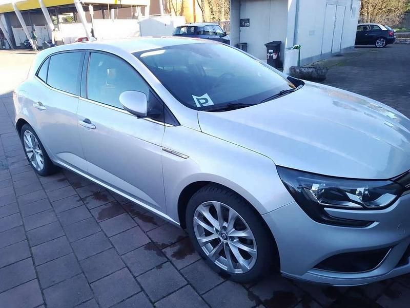 Usata Renault Mégane IV 110 CV (80 kW) 2016 Berlina