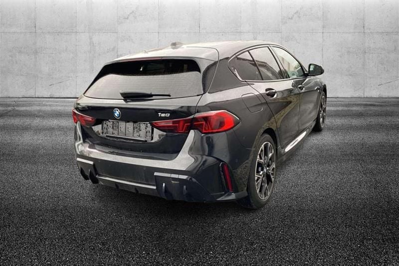 Usata BMW 120 M Sport 156 CV (114 kW) 2024 Nero Utilitaria