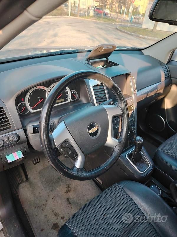 Usata Chevrolet Captiva 2007 Grigio SUV