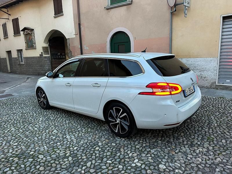 Usata Peugeot 308 SW 150 CV (110 kW) 2014 Bianco Station wagon