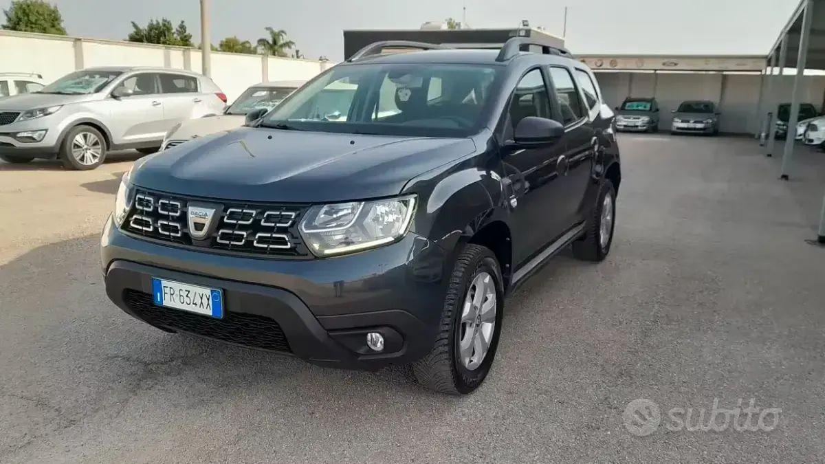 Usata Dacia Duster Comfort 116 CV (85 kW) 2018 Grigio SUV