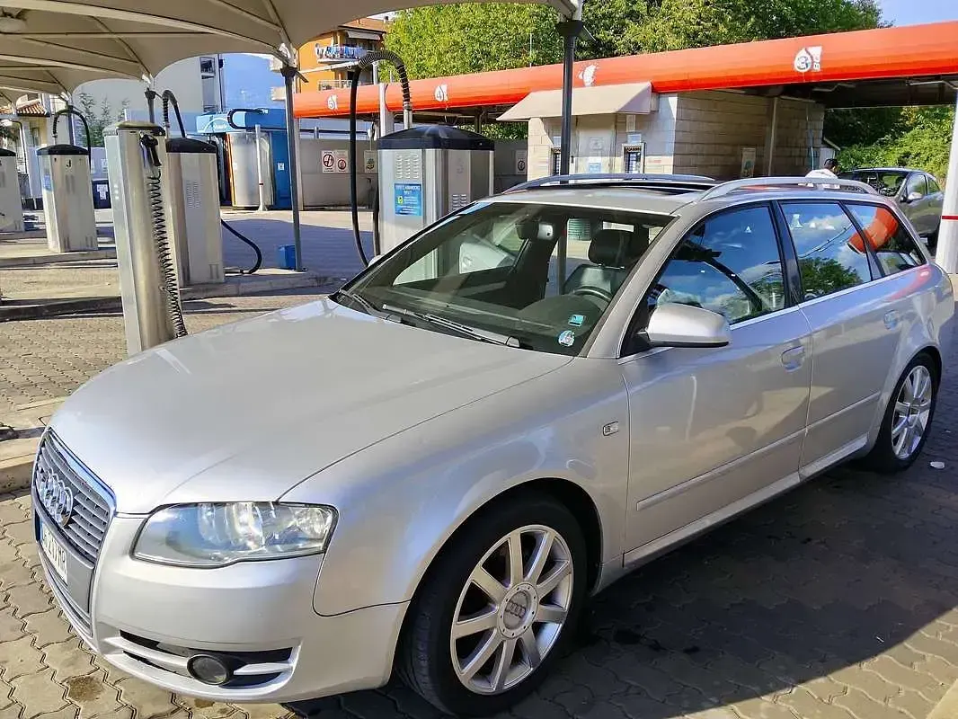 Usata Audi A4 Ambiente 140 CV (102 kW) 2007 Argento Station wagon