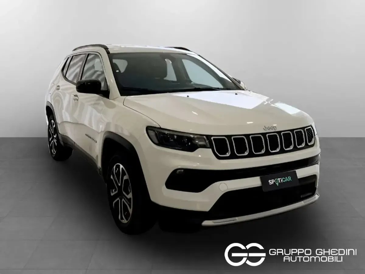 Usata Jeep Compass Limited 131 CV (96 kW) 2023 Alpine white SUV