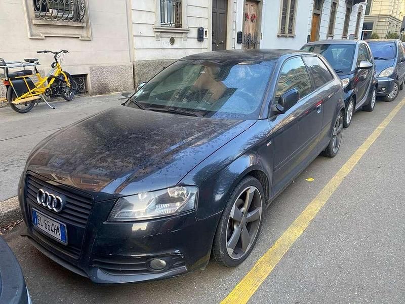 Usata Audi A3 Attraction 105 CV (77 kW) 2012 Nero Utilitaria
