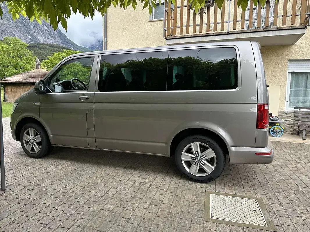 Usata VW T6 Comfortline 204 CV (150 kW) 2016 Marrone Furgone