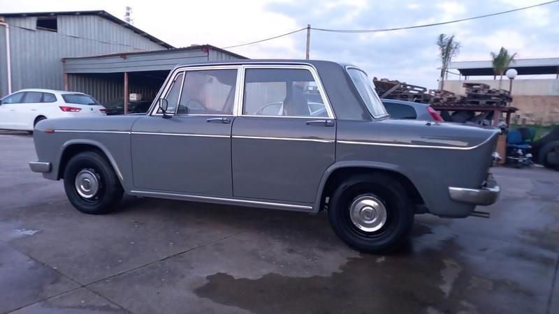 Usata Lancia Fulvia 77 CV (56 kW) 1968 Blu Berlina