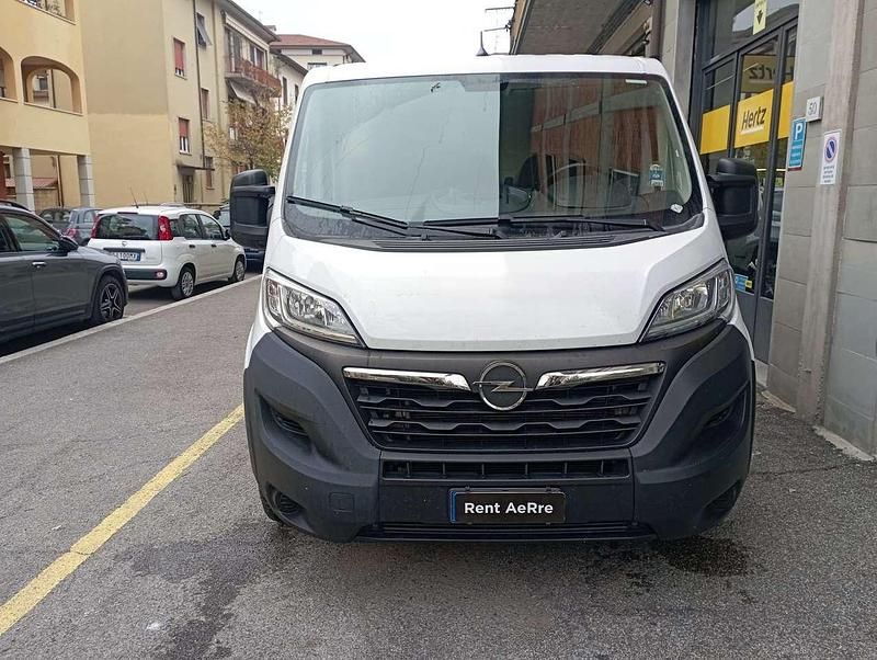 Bianco Usata 2022 Opel Movano Furgone | 18.400 € (Cara) - Immagine 1/4