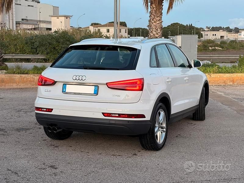 Usata Audi Q3 Business 150 CV (110 kW) 2016 Bianco SUV