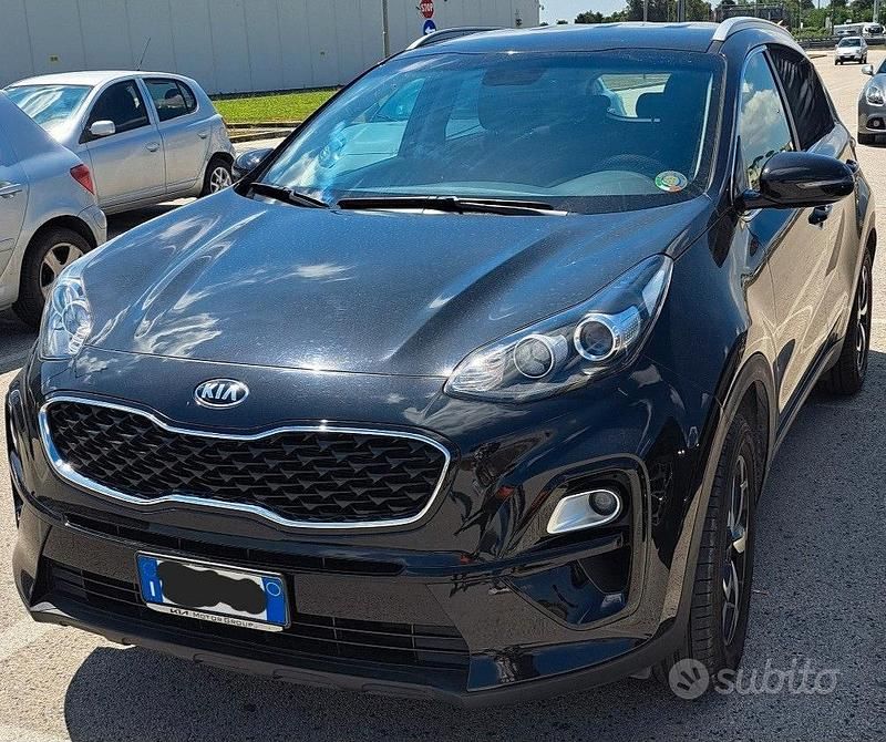 Usata Kia Sportage 126 CV (92 kW) 2020 Nero SUV