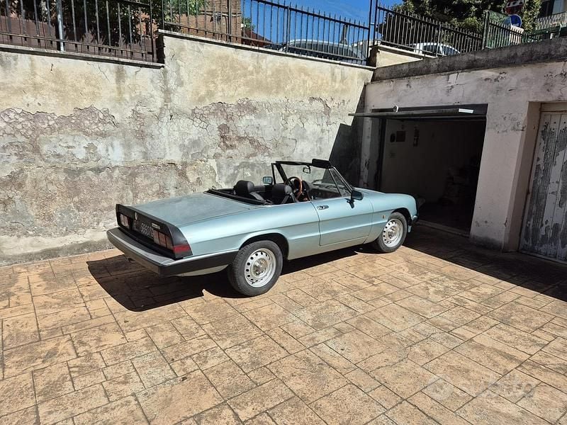 Usata Alfa Romeo Spider 1984 Blu Cabrio