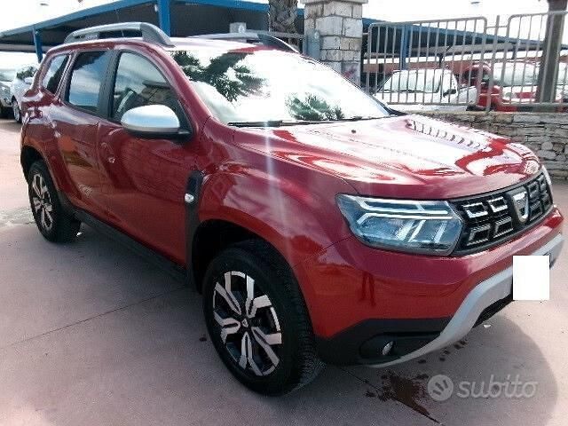 Usata Dacia Duster Prestige 100 CV (73 kW) 2022 Rosso SUV