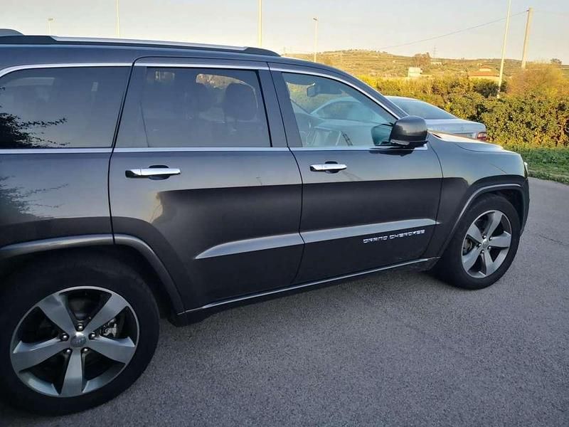 Usata 2016 Jeep Grand Cherokee Overland SUV | 15.000 € (Buon prezzo) - Immagine 1/4